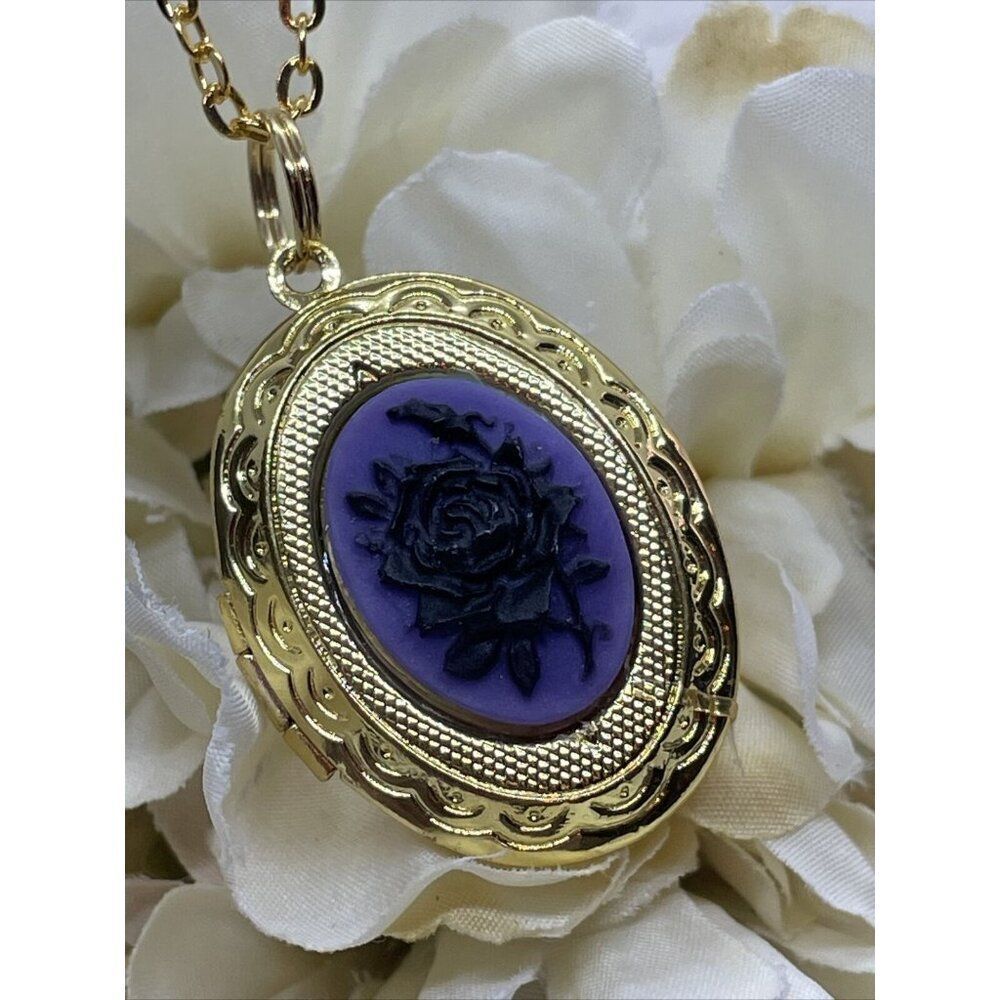 Purple BLACK Gothic Vintage DARK ROSE Cameo Locket Pendant Necklace Woman Gold
